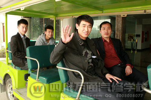 �Ĵ���ͨ����ѧУ