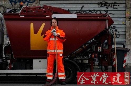 ȫ����������д��֮һ��ͼΪ������˹�ƣ���ҵ��ѧ��ʿ��