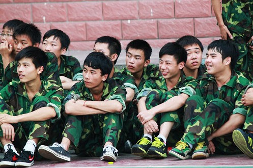 �������� ���ߵ���ͨѧ�ӿ��ý����ζ