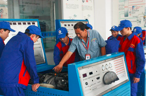 潜力行业造就发展平台 专业教育培养汽修精