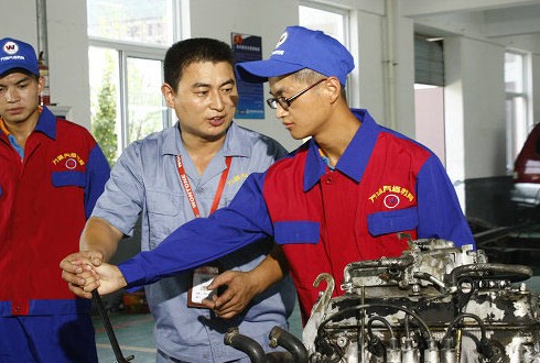 ȫ��ְ�̽��� ��ѧ��ͬʱ�߱�&ldquo;��ʵ��&rdquo;��&ldquo;Ӳ����&rdquo;