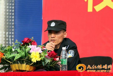 �ž����԰�˵������ѧ�ӷ�����ʶ