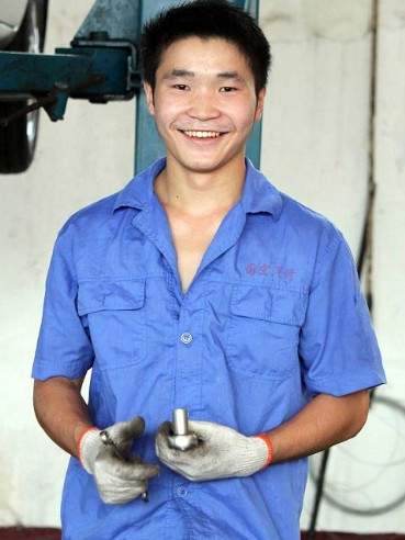 ������ҵ��չ�� 90��ѧ����Ѱ��ְҵ��չƽ̨