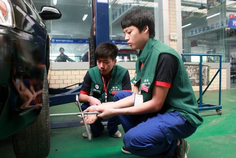 �Ĵ���ͨѧ������