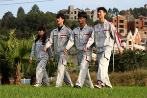 万通塑造汽修职业人