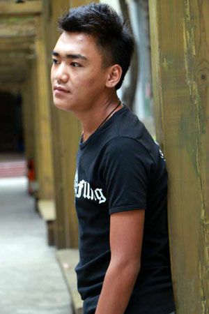 学在万通：藏区学子旦增赤列的汽修梦