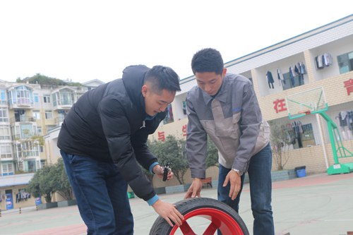 成都万通汽修教育