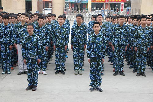 成都万通汽车教育