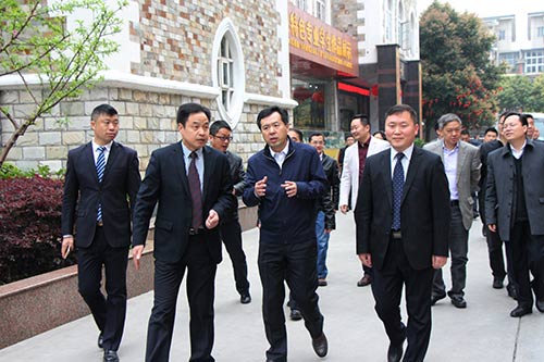 成都万通汽车教育