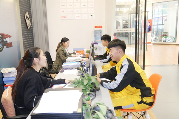 ����ҵ��ʦ�Ǽ���ͨѧ�Ӿ�ҵ־��