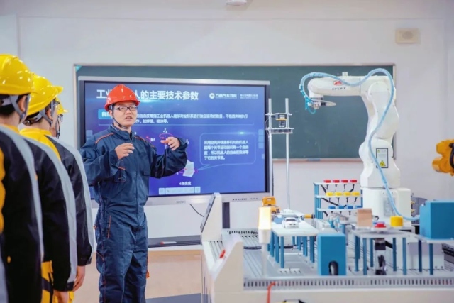 �󻷾���ҵѹ����ѧ