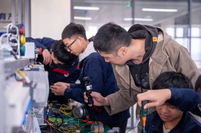 ѧPLC��̣�н�ʳ���